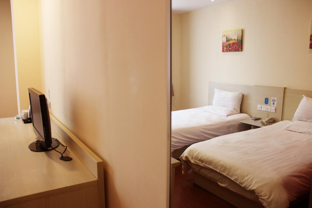 Hanting Express Qingdao Zhongshan Road Bagian luar foto
